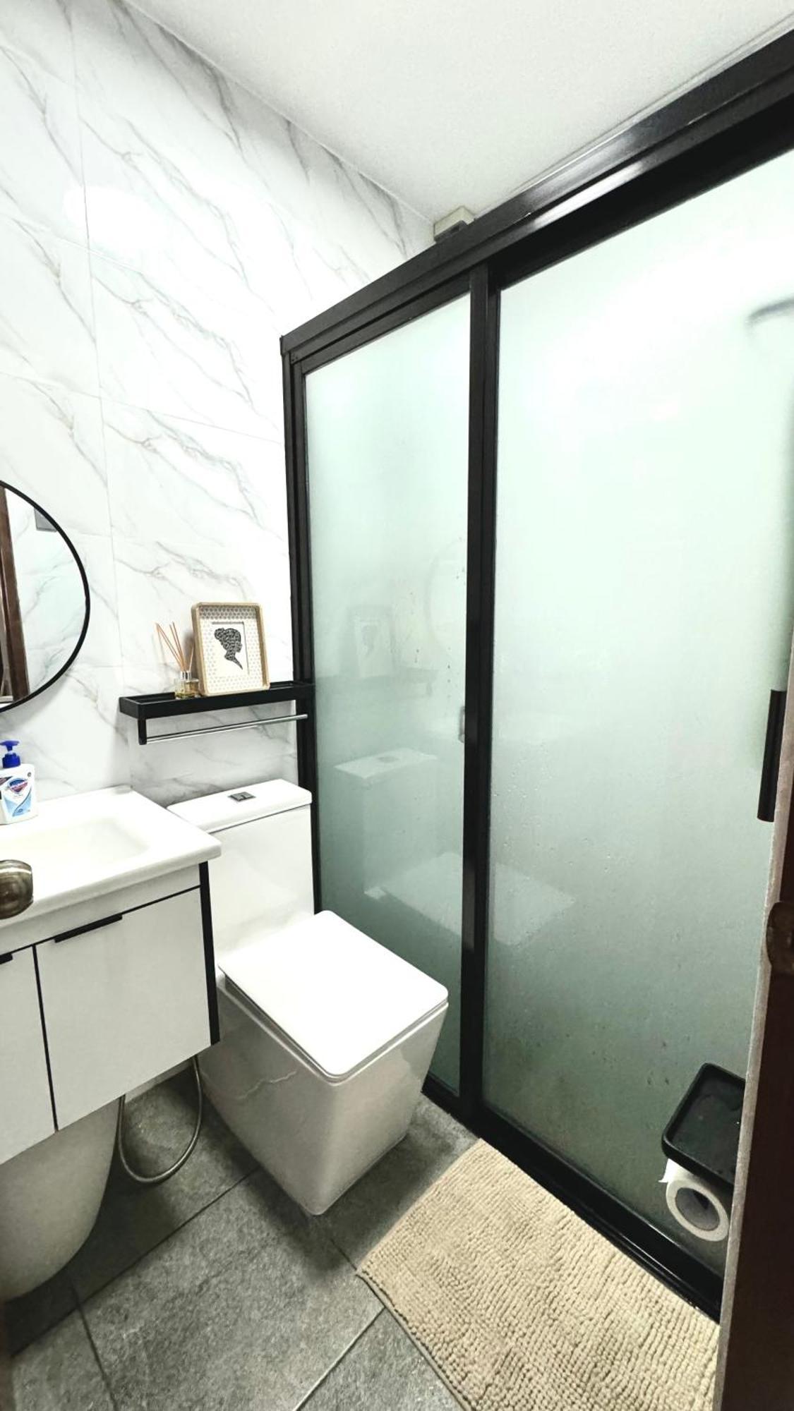 2 Bedroom Townhouse In Mabolo Malolos Bulacan Exterior photo