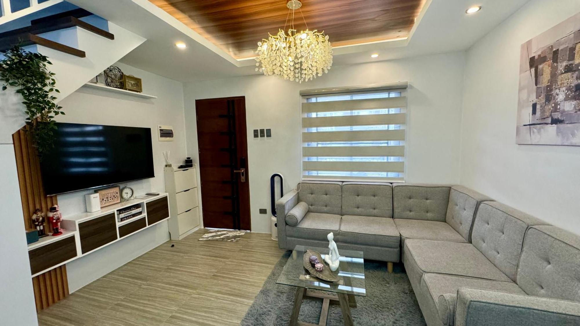 2 Bedroom Townhouse In Mabolo Malolos Bulacan Exterior photo